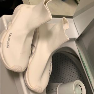 White Balenciaga speed runners without box